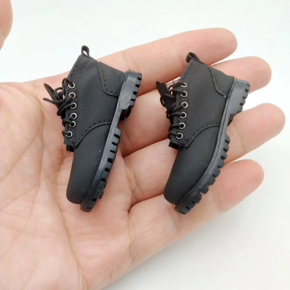 1/6 Scale Black Trendy Spliced - огляд і ціна Dolls